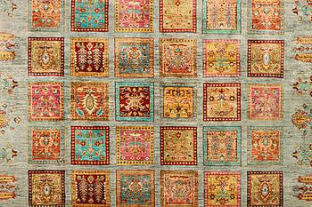 A Ziglar carpet a. 279 x 210 cm.