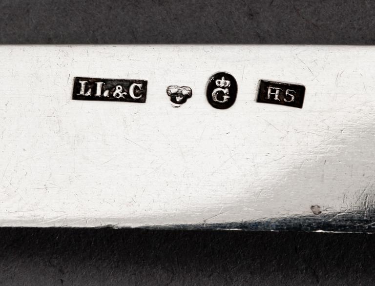 FRUKTKNIVAR, 11 st, silver, Lars Larsson, Göteborg. 1862 och 1863. Tot. vikt ca 280g.