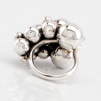 Georg Jensen, ring silver "Moonlight Grapes" med runda briljantslipade diamanter, design Harald Nielsen.