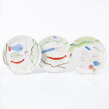 Stig Lindberg, twelve 'Löja' plates, Gustavsberg.