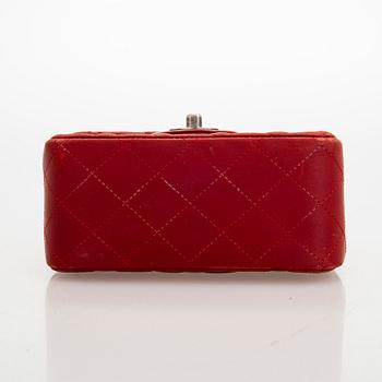 Chanel, "Classic flap bag mini" laukku, 1989-1991.