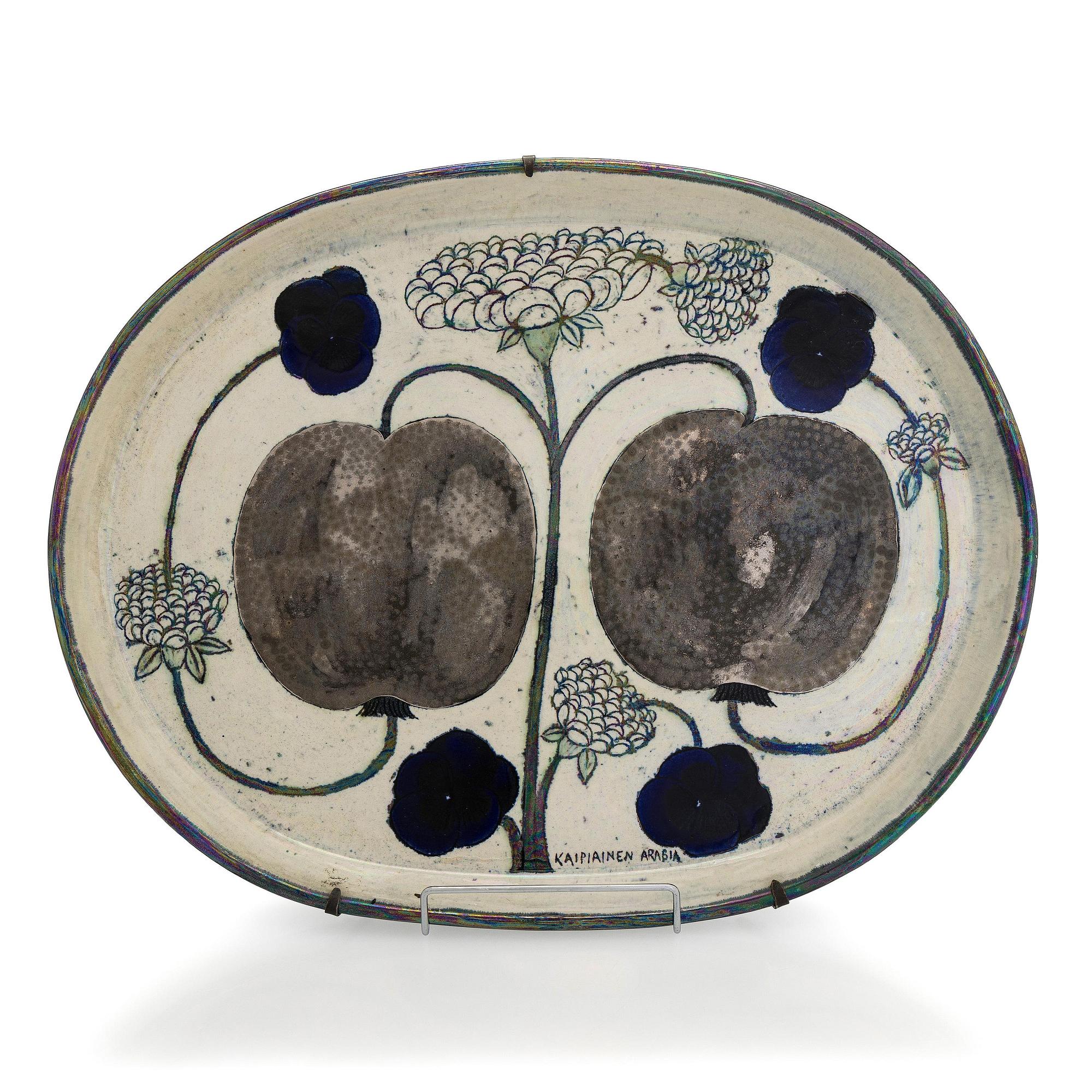 Birger Kaipiainen, a ceramic decorative dish signed Kaipiainen Arabia.