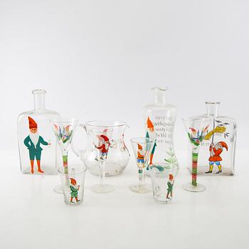 Glögg and schnapps glasses, as well as decanters and pitchers, approximately 24 dlr, 20th century.
