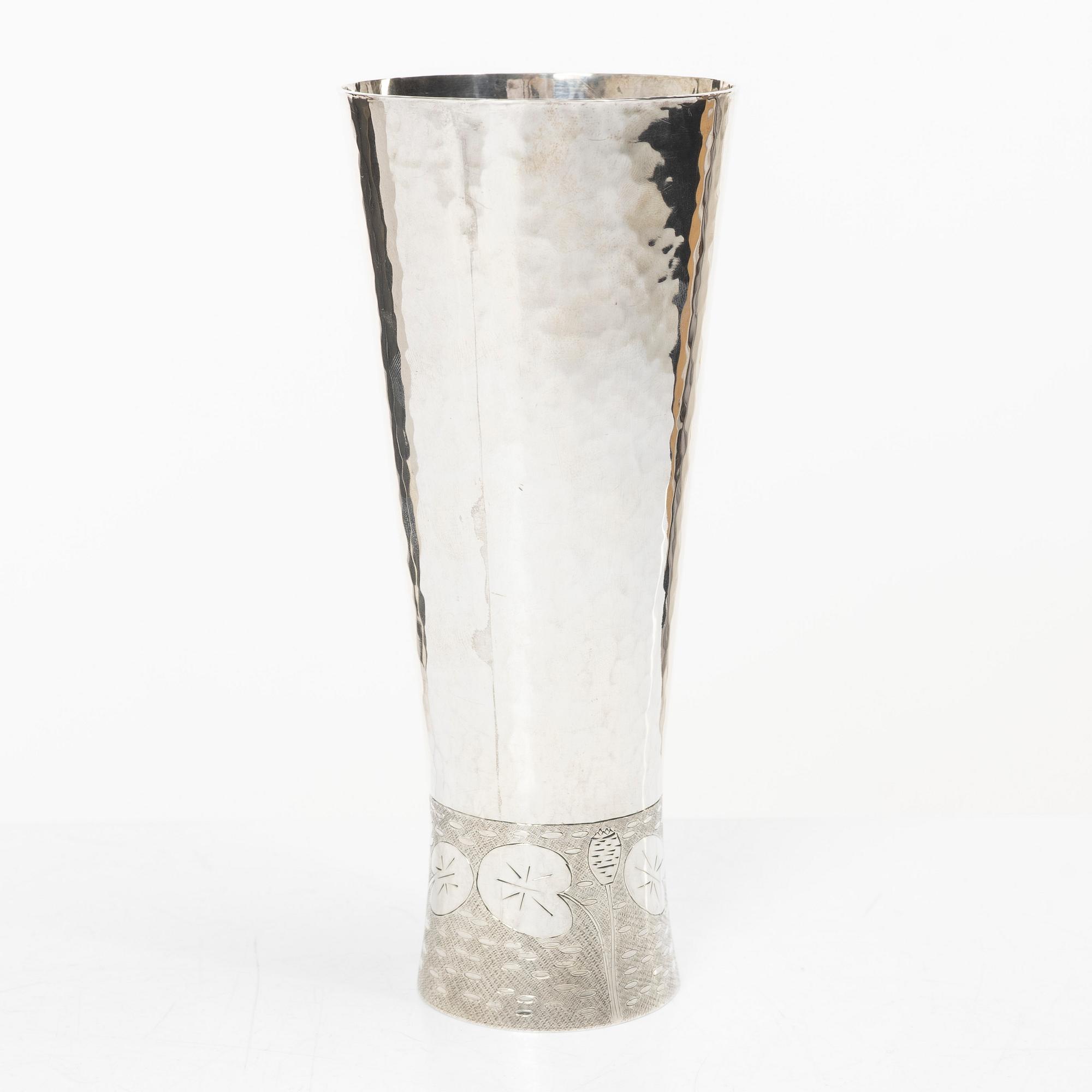 A Swedish sterling silver vase, mark of Gustaf Fors Silversmed,  Kalix 1981.