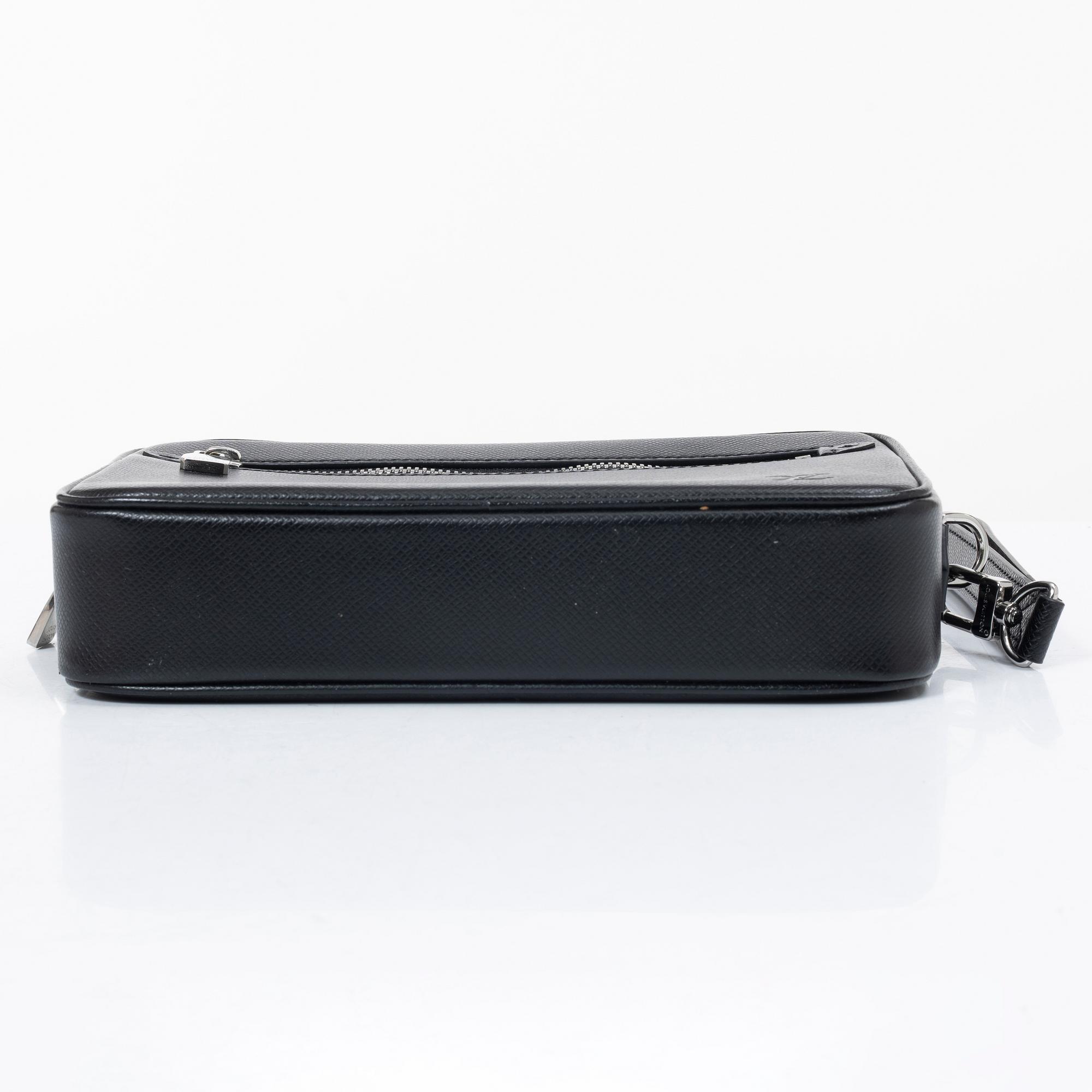 Louis Vuitton, Bag, "Pochette Kasai", 2019.
