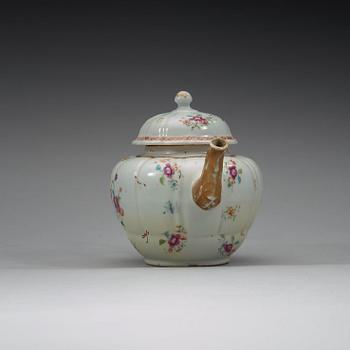 A famille rose tea pot with cover, Qing dynasty, Qianlong (1736-95).