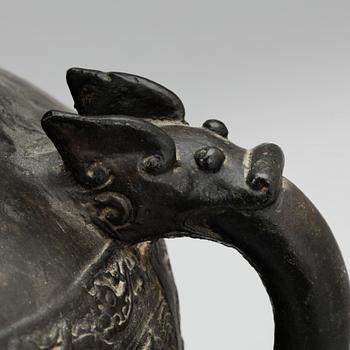 URNA, brons, arkaiserande, Kina, troligen 1800-tal.