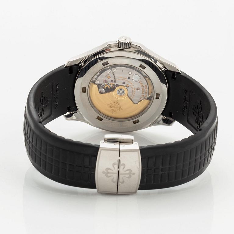 Patek Philippe, Aquanaut, "Geneva Seal".