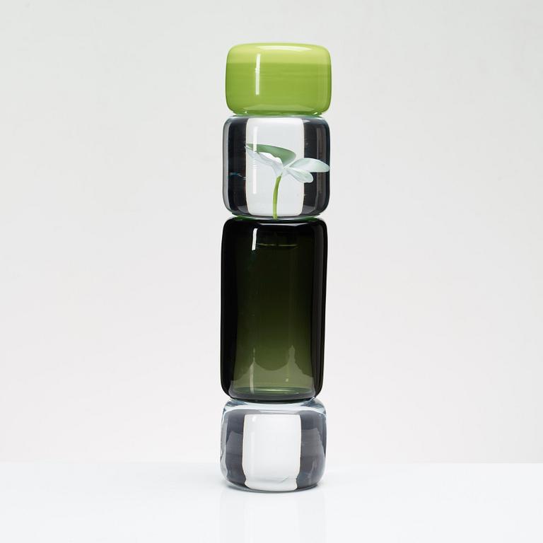 Matti Klenell, a glass sculpture "Ajeto Urn", Ajeto Glassworks, Czech Republic 2008.