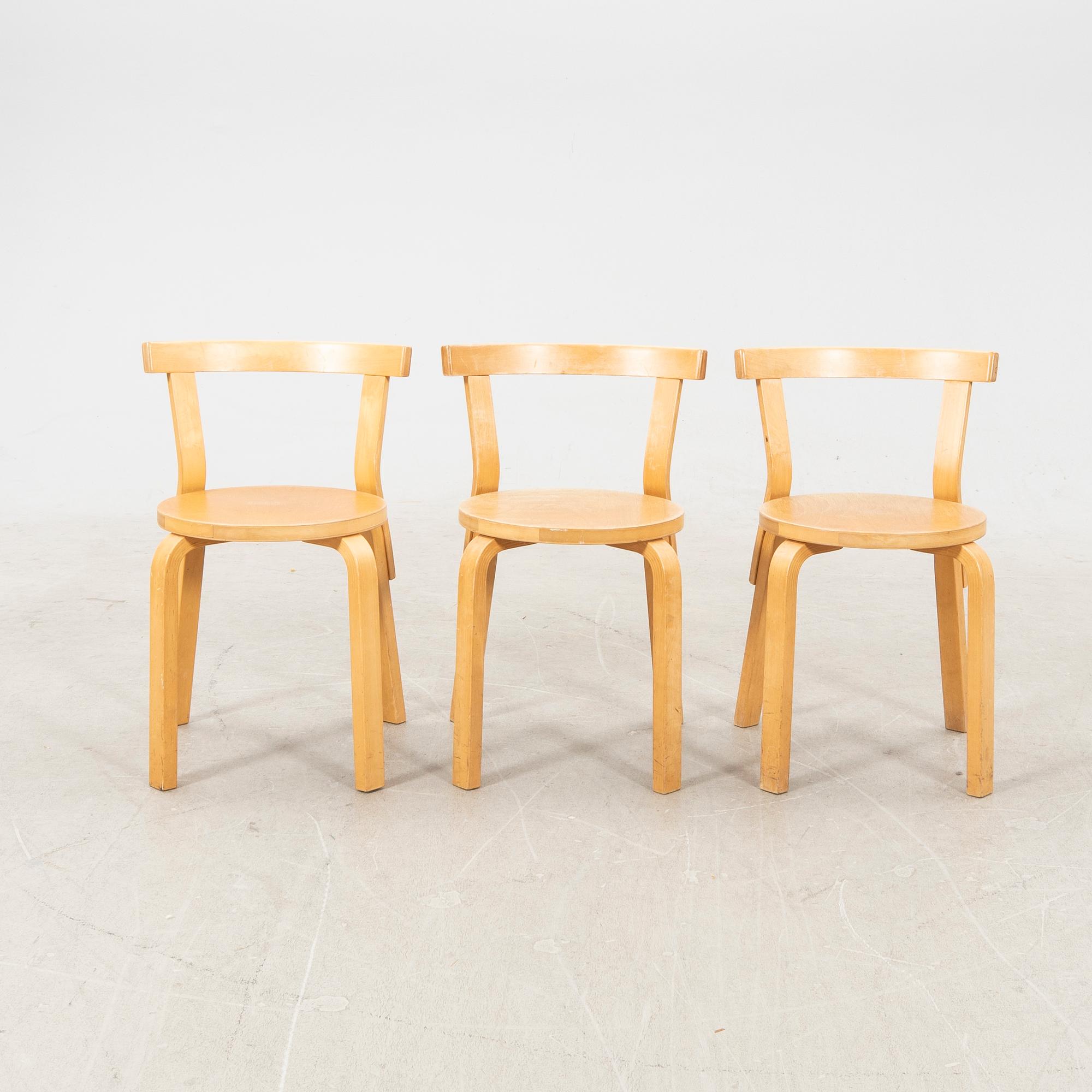 Alvar Aalto, Stolar 3 st modell 68 Artek Finland 1900-talets senare del.