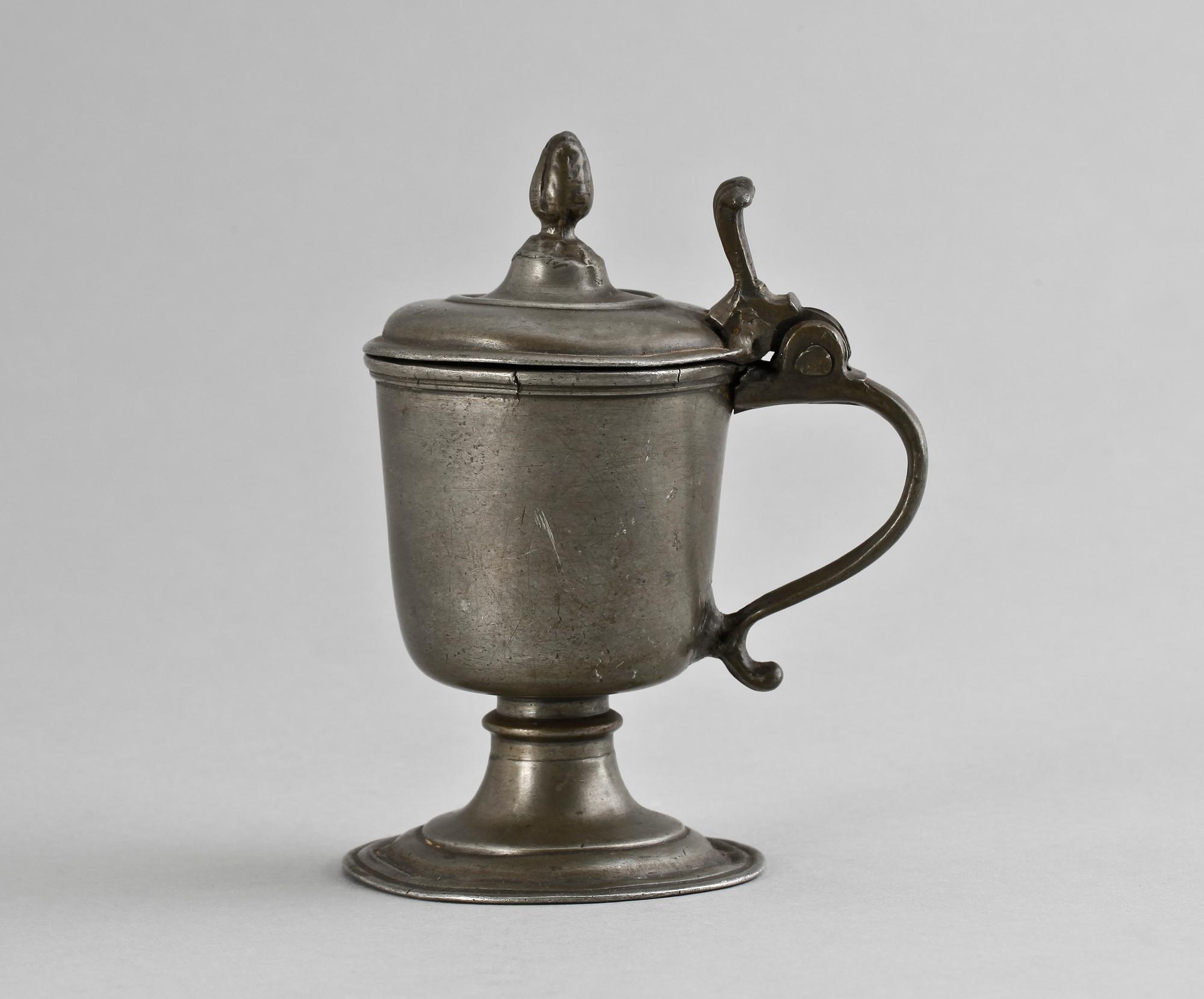 SENAPSKANNA, tenn, barock 1700-tal.