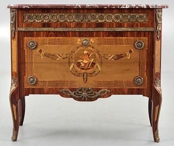 BYRÅ, gustaviansk stil, bär datering 1983.