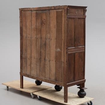 SKÅP, renässansstil, 1800-talets slut.
