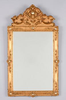 SPEGEL, nyrokoko, etikettmärkt Carl Berg, Hamburg, 1800-talets mitt.