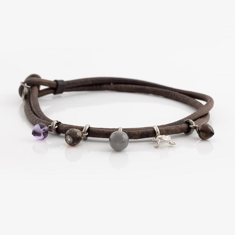 Ole Lynggaard, charm bracelet.
