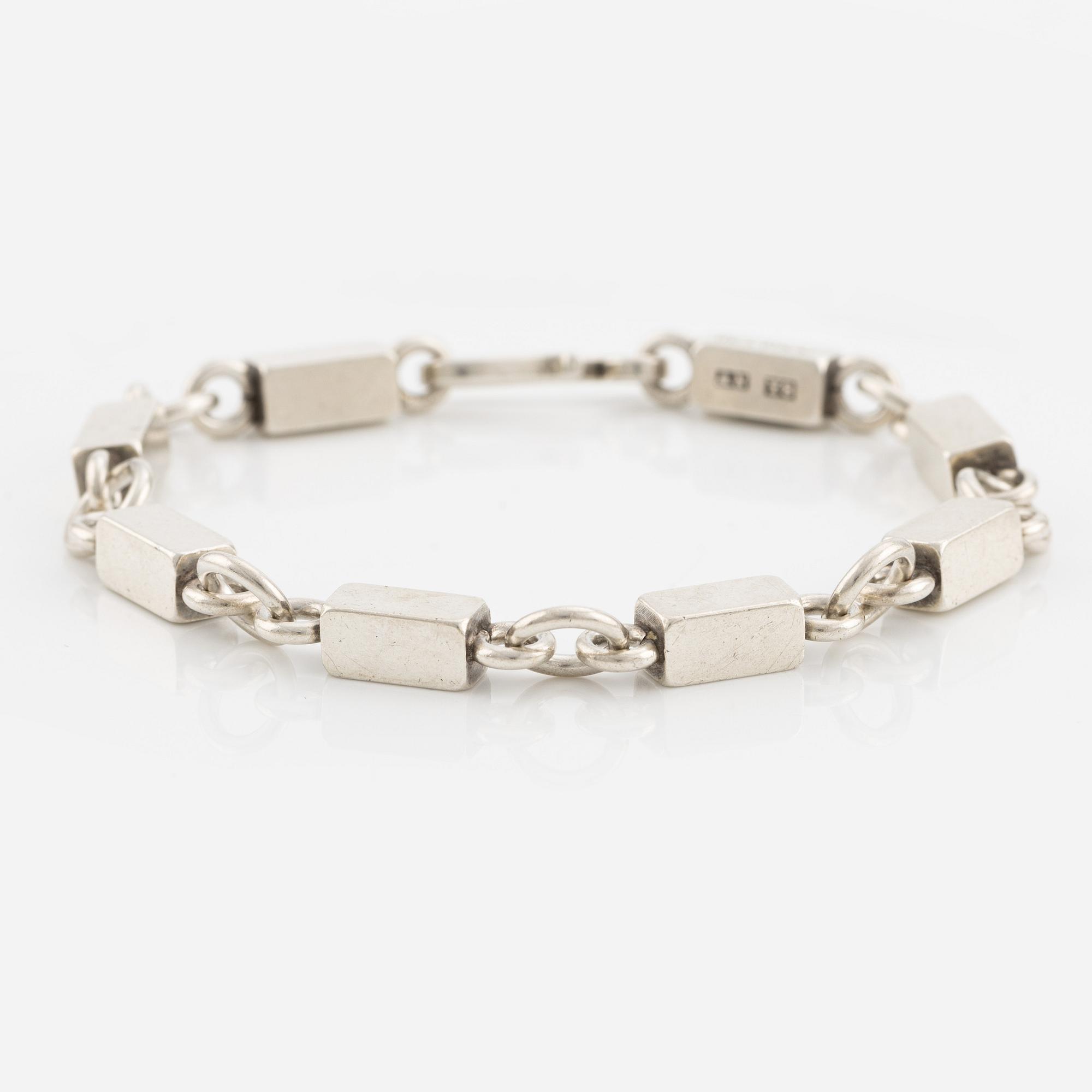 Wiwen Nilsson, bracelet and necklace, bar links, silver, Lund 1949 and 1953.