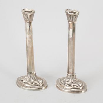 A pair of Hodgson, Kennard & Co. Sterling Silver Candlesticks. Magnolia, Massachusetts.