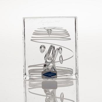 ÅRSKUB, glas, signerad Oiva Toikka, Nuutajärvi 1987, 568/2000.