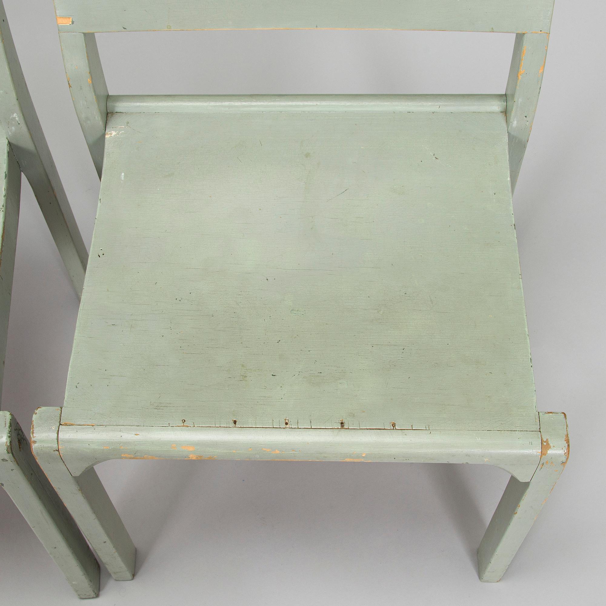 Alvar Aalto, A set of three 'model 611' chairs for O.Y. Huonekalu- ja Rakennustyötehdas A.B. 1940s.