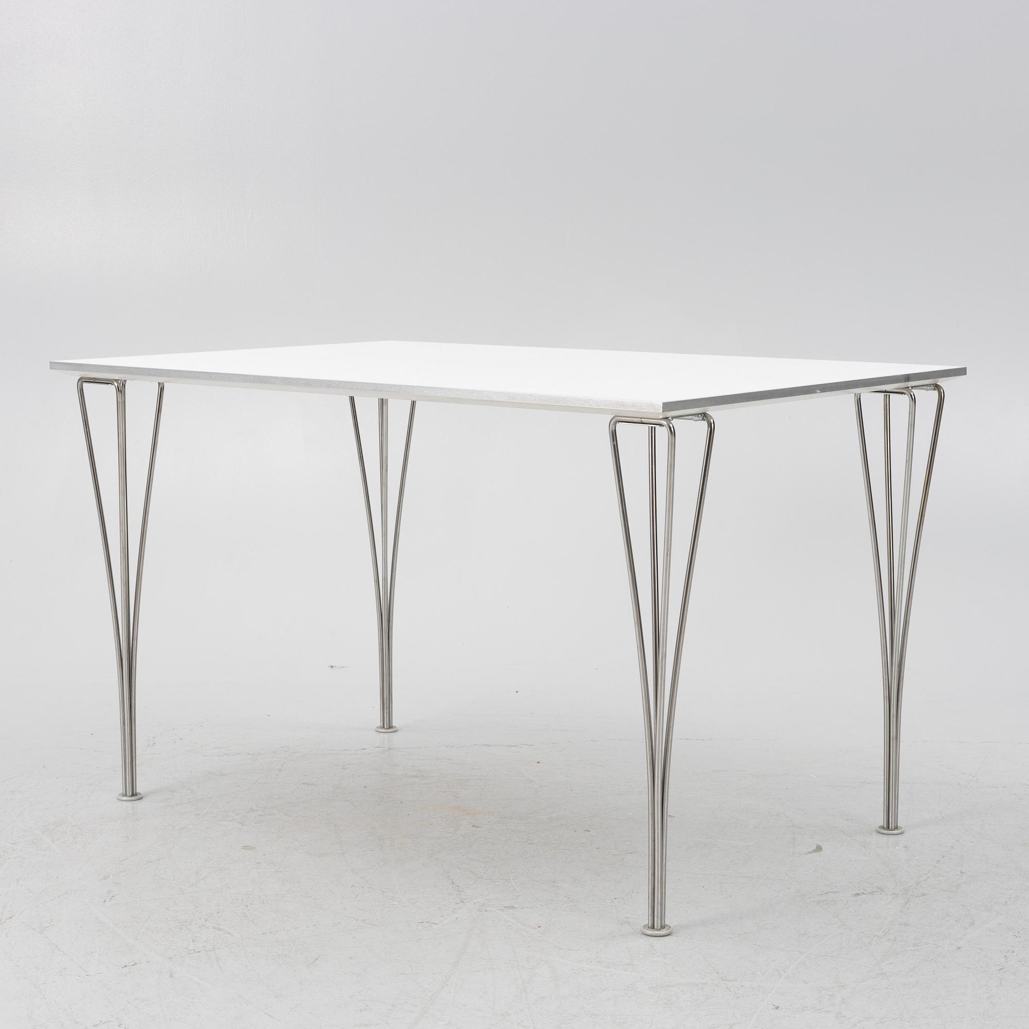 Bruno Mathsson, Piet Hein & Arne Jacobsen, bord, Republic of Fritz Hansen, 2011.