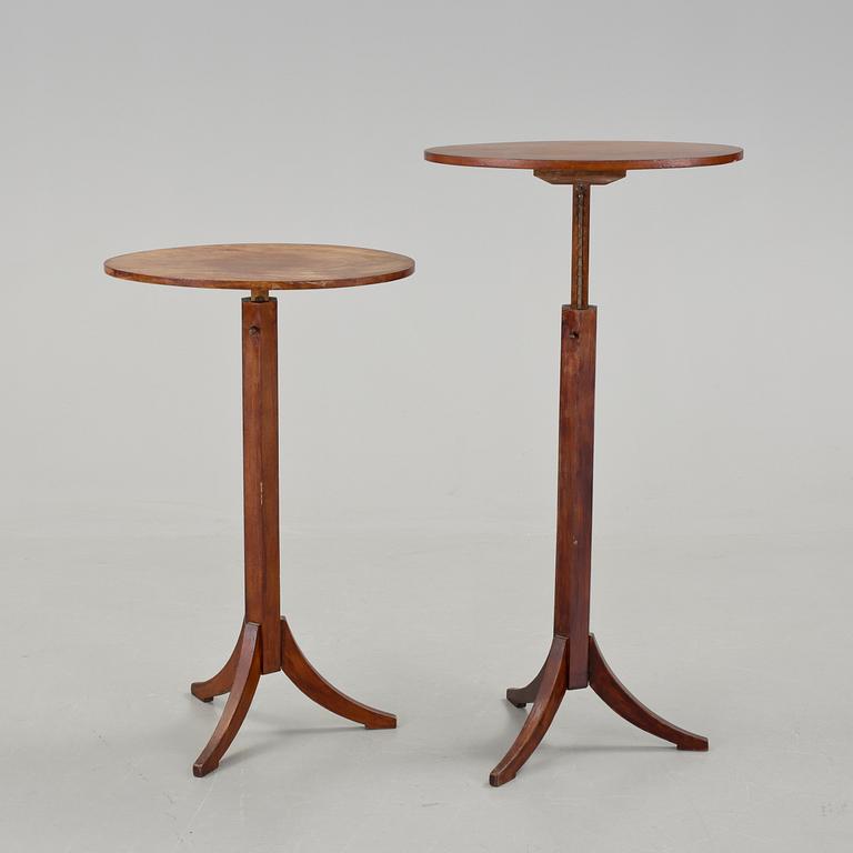 BORD, ett par. Empire, 1800-talets andra kvartal.