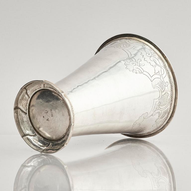 A Swedish 18th century silver beaker, mark of Jonas Berg, Stockholm 1759.