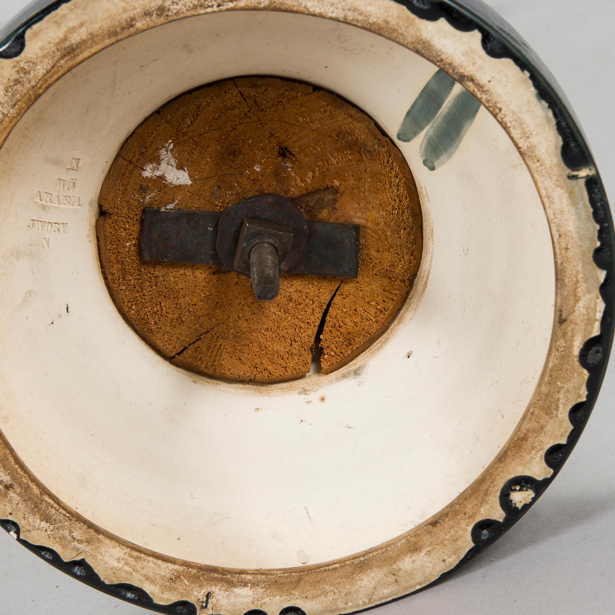 Kukkapylväs / jalusta, Arabia noin 1900.