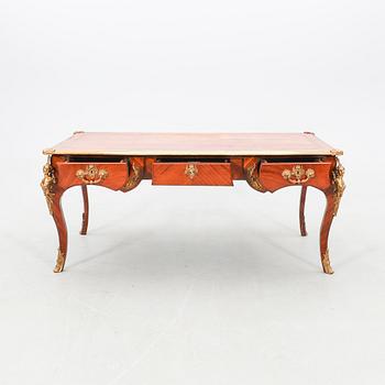 Skrivbord, Louis XV-stil 1900-talets första hälft.
