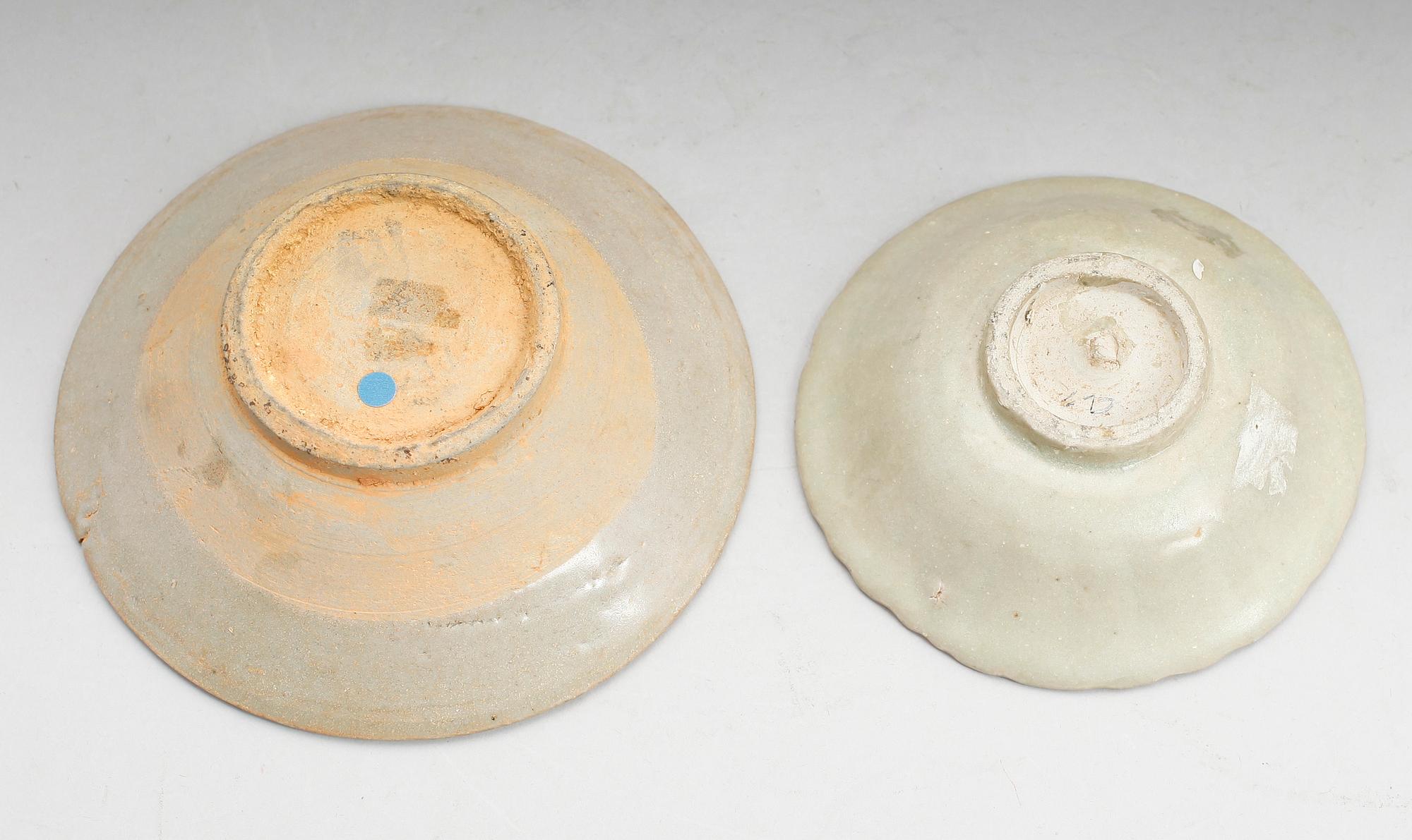 SKÅLAR, 2 st, lergods, Kina.