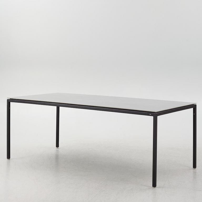 Matbord, Vipp, samtida.