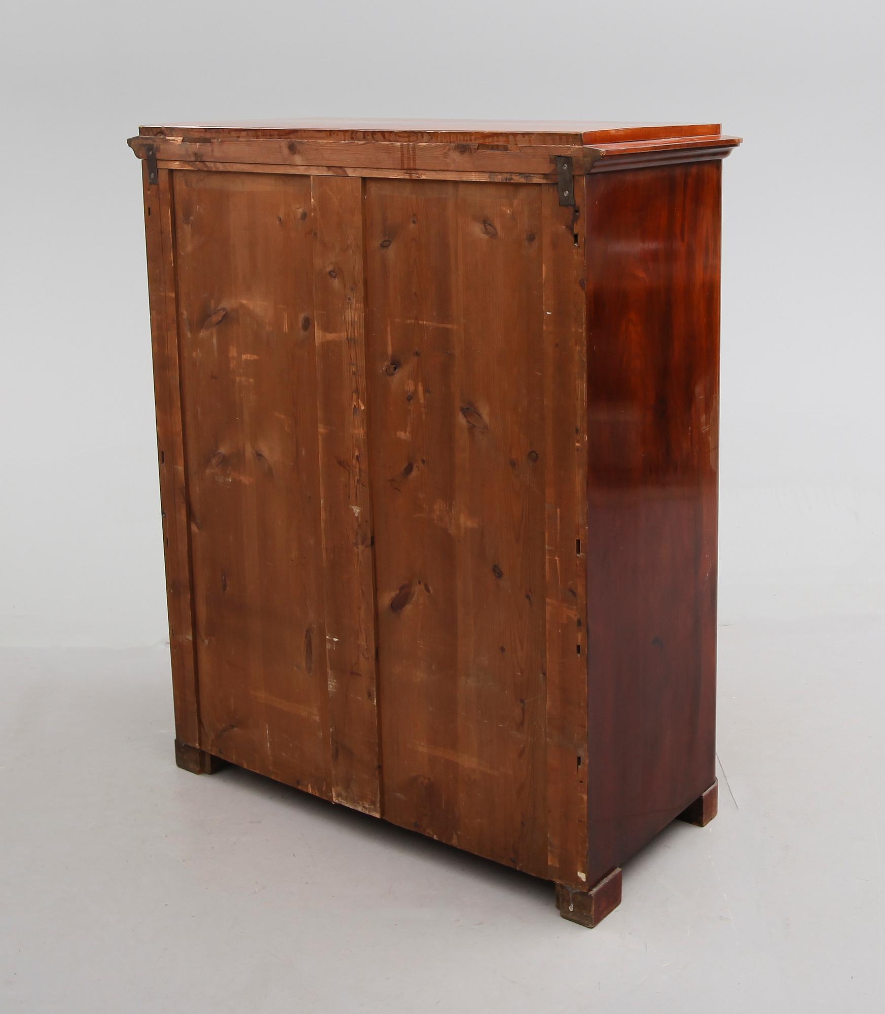 CHIFFONJÉ, senempire, 1800-talets mitt.