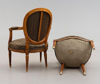 KARMSTOLAR, 1 par, gustaviansk stil, 1900-talets första hälft.
