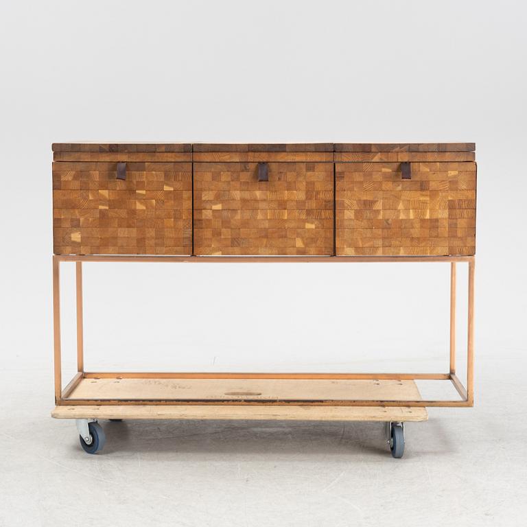 Jonas Lindvall, a oak sideboard.