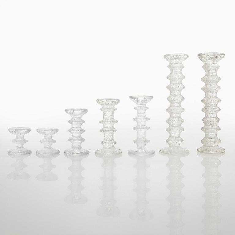 Timo Sarpaneva, kynttilänjalkoja, 7 kpl, "Festivo", signeeratut TS. Iittala.
