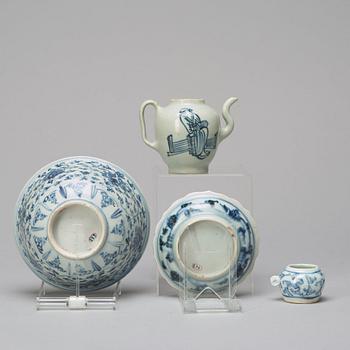 A group of blue and white South East Asian ceramics, 16th-20th Century.