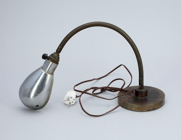 LAMPA, Industri, 1900-talets första hälft.