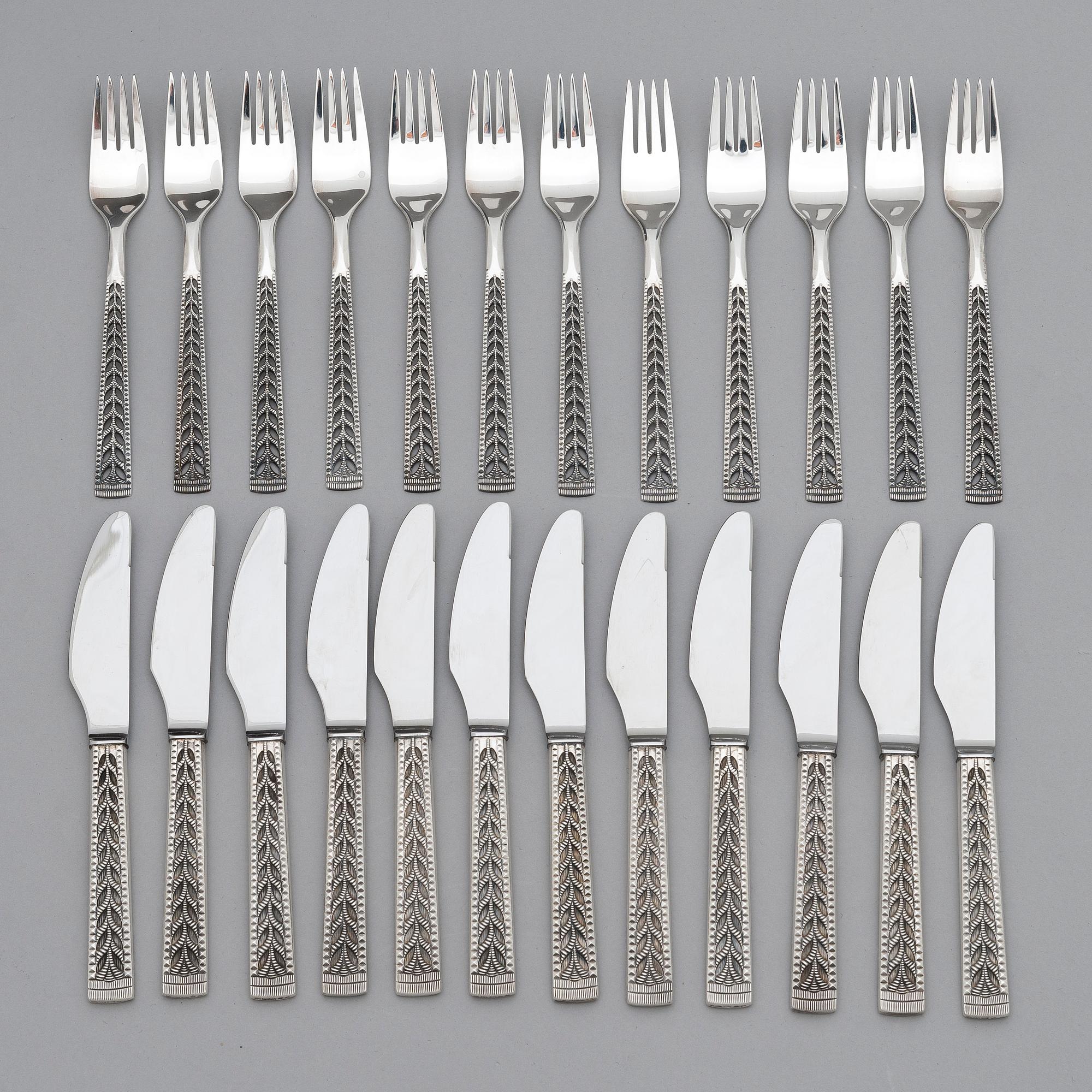 BESTICKUPPSÄTTNING, 126 delar, silver, Norge.