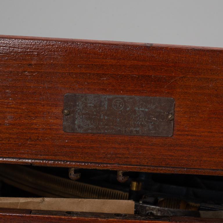 A first half of the 20th Century Aluminum Sextant.