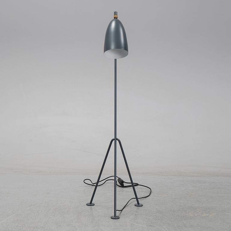 Greta Magnusson Grossman, golvlampa, "Grasshopper", GUBI, 2000-tal.