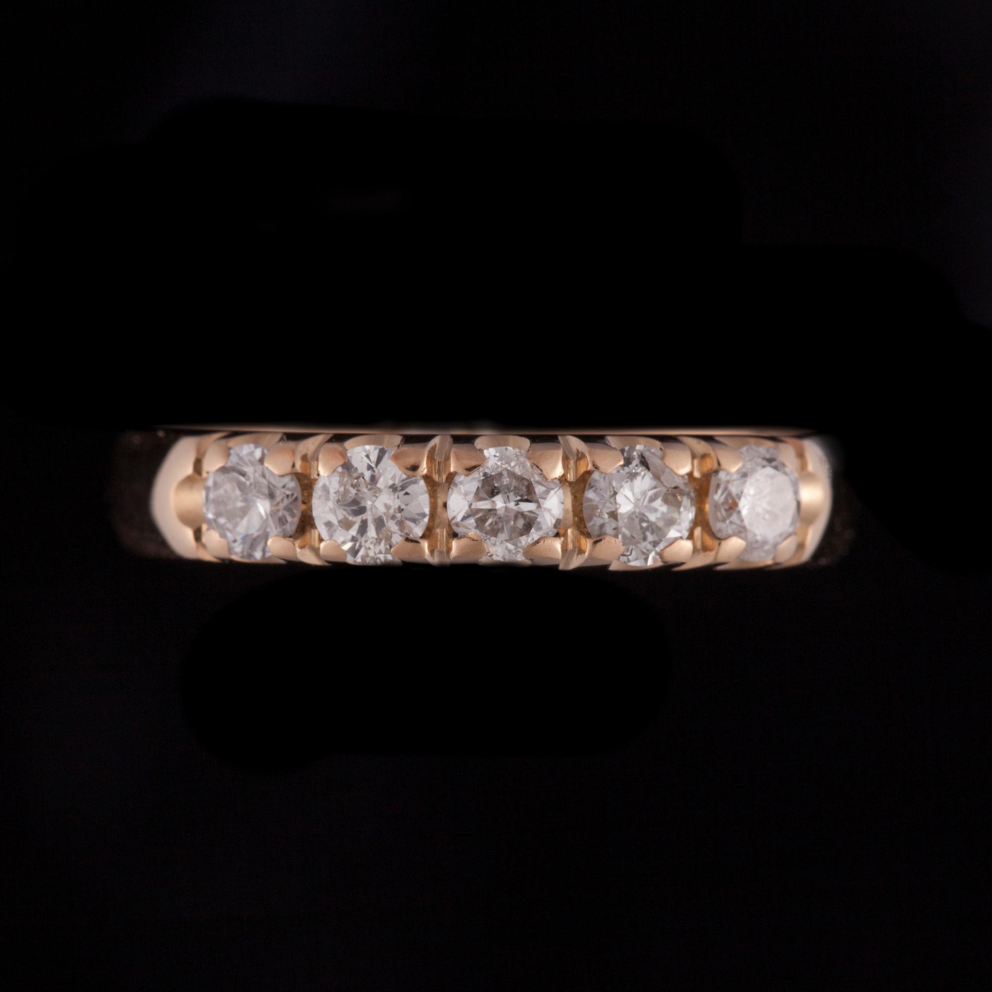 RING, 18K guld, briljantslipade diamanter. Vikt ca 2,3 g.