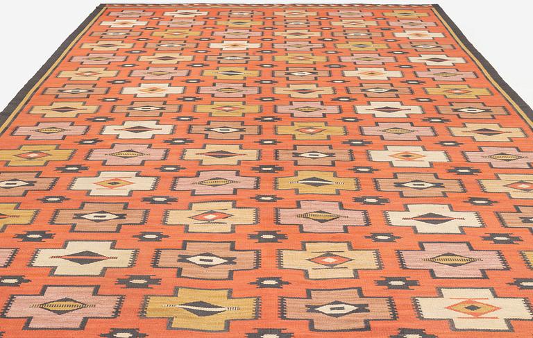 A carpet flat weave, c 607 x 300 cm, possibly Johanna Brunssons Vävskola.