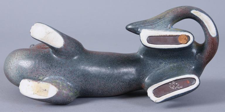 FIGURINER, 3 st, stengods, bl a Gunnar Nylund, Rörstrand.