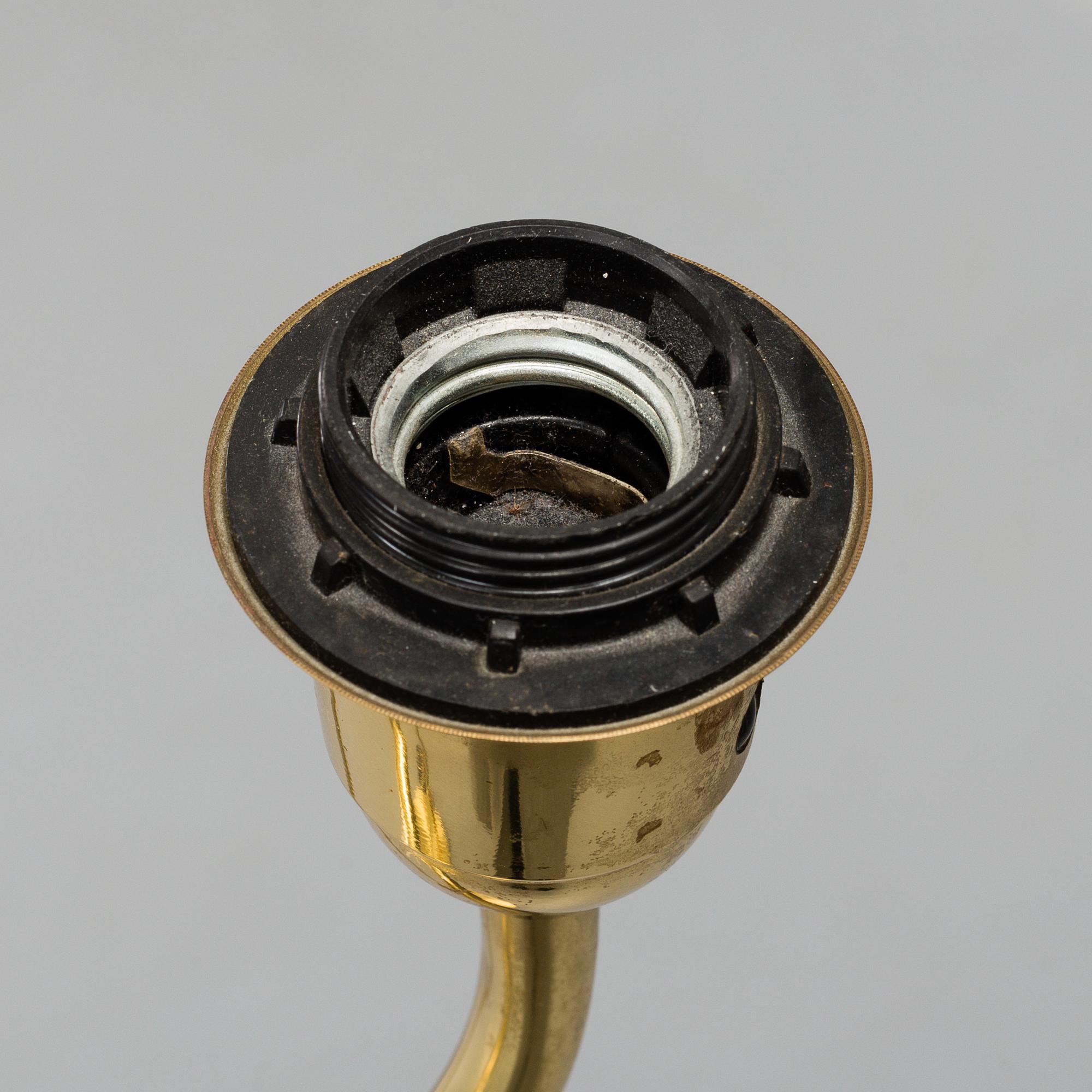 GOLVLAMPOR, ett par, 1900-talets andra hälft.