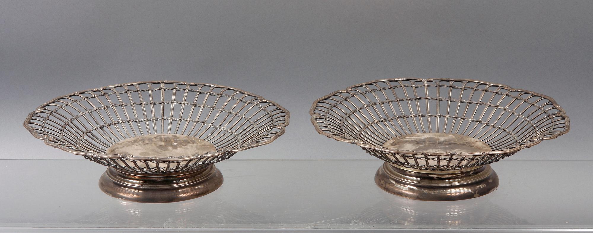 SKÅLAR, silver, ett par, CG Hallberg, 1905.