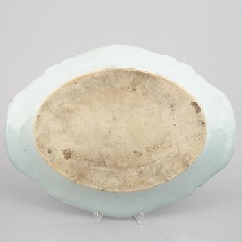 Five pieces of blue and white Chinese porcelain, Qing dynasty, 18th-19th century.