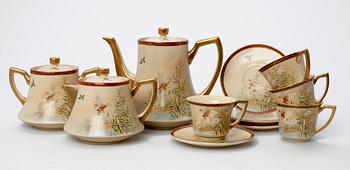 KAFFESERVIS, 7 delar, porslin, Satsuma, Japan, 1900-talets början.