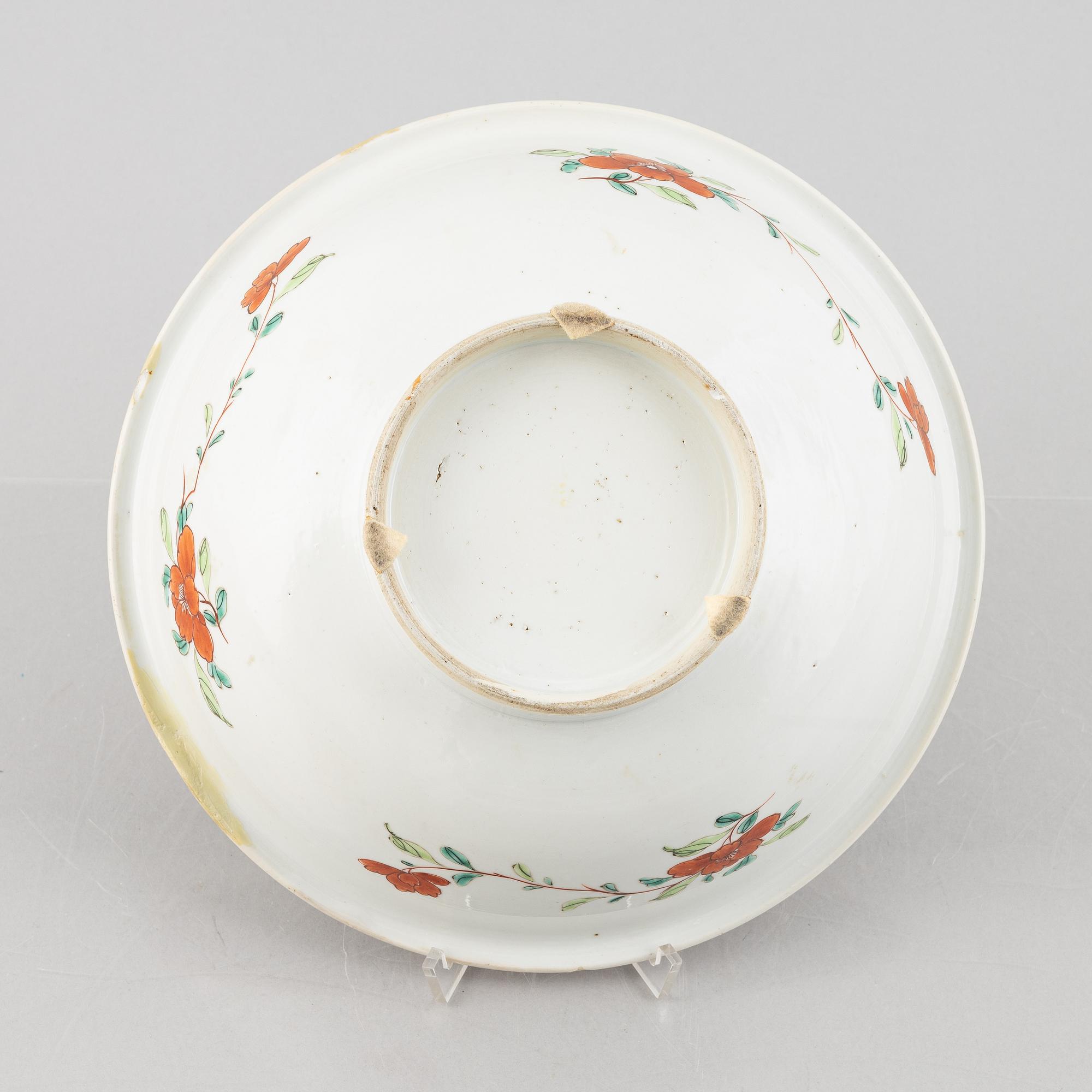 A famille rose bowl, Qing dynasty, 18th century.