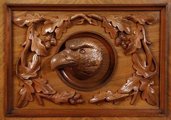 JAKTSKÅP, nyrenässans, trol Tyskland, omkring sekelskiftet 1800/1900.