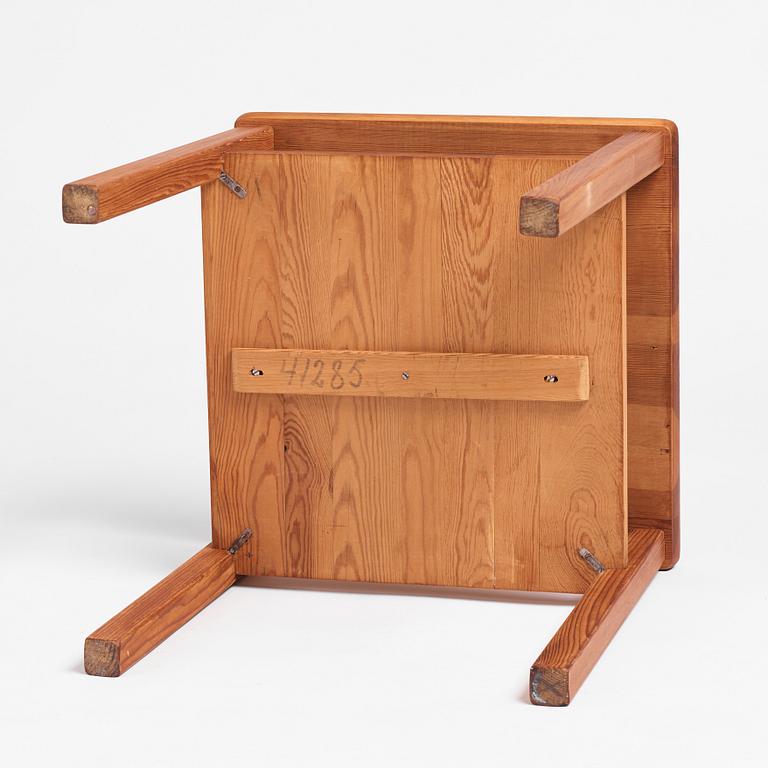 Axel Einar Hjorth, sidobord, "Wärmdö", Nordiska Kompaniet, 1930-tal.