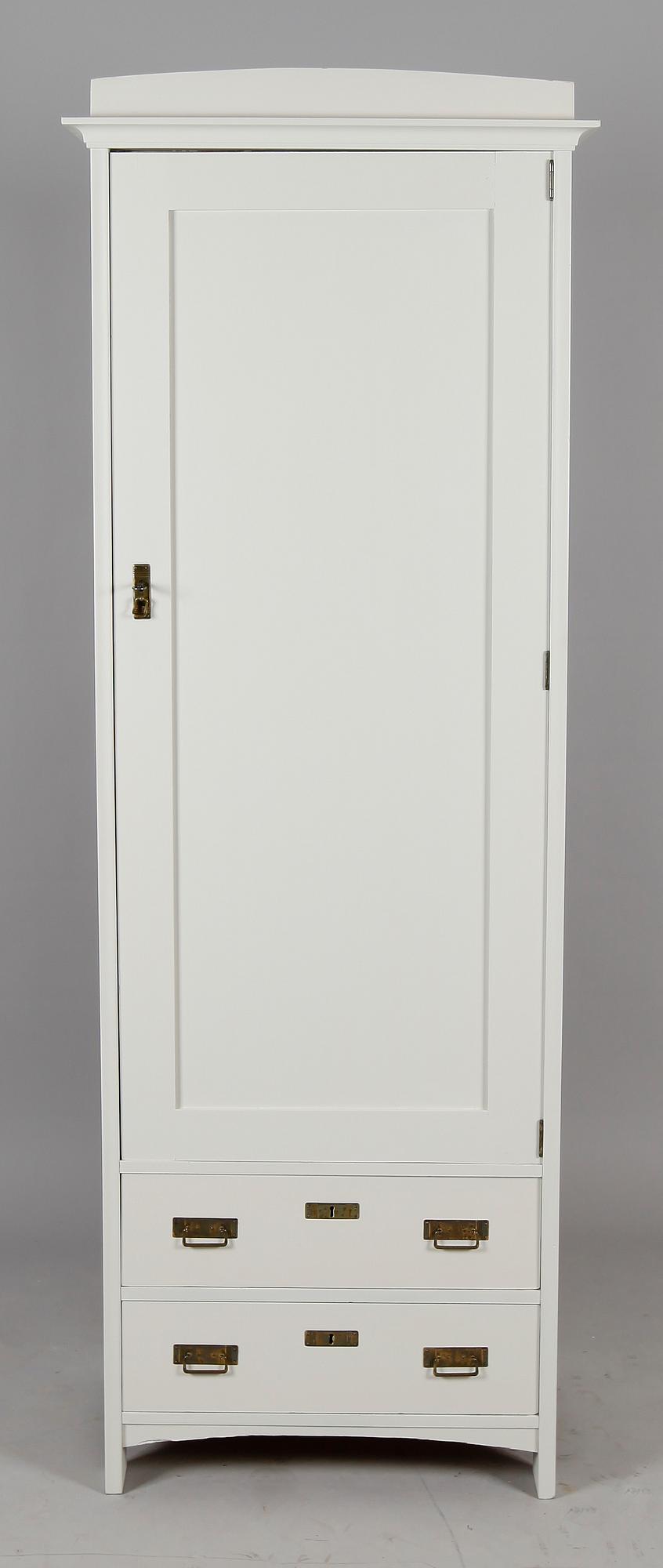 GARDEROBSSKÅP, tidigt 1900-tal.